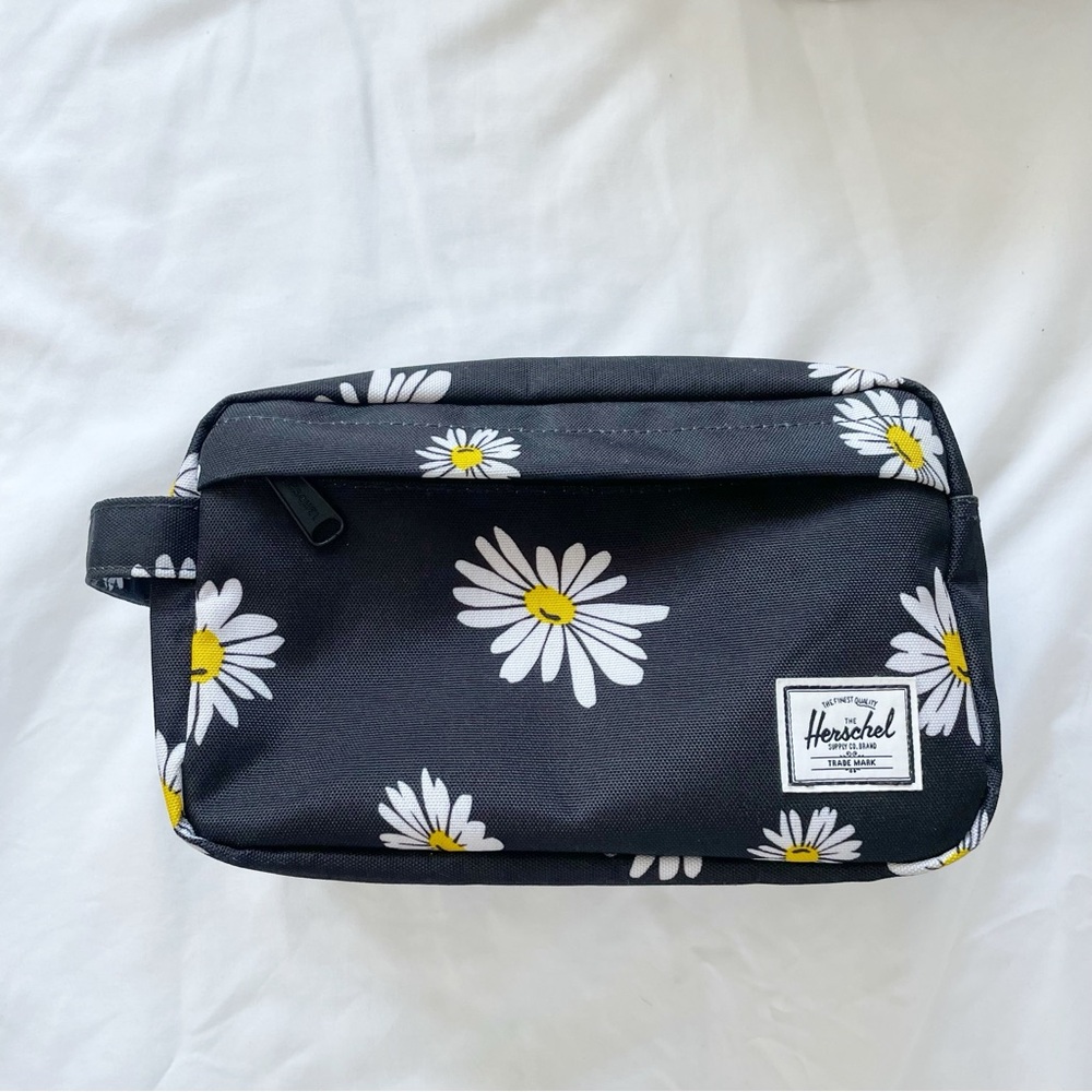 Herschel Supply Co. Travel Kit in a daisy black